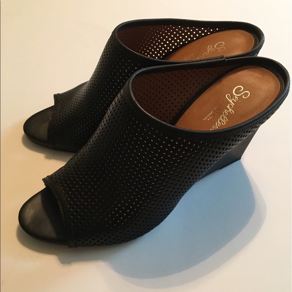 Seychelles black wedge