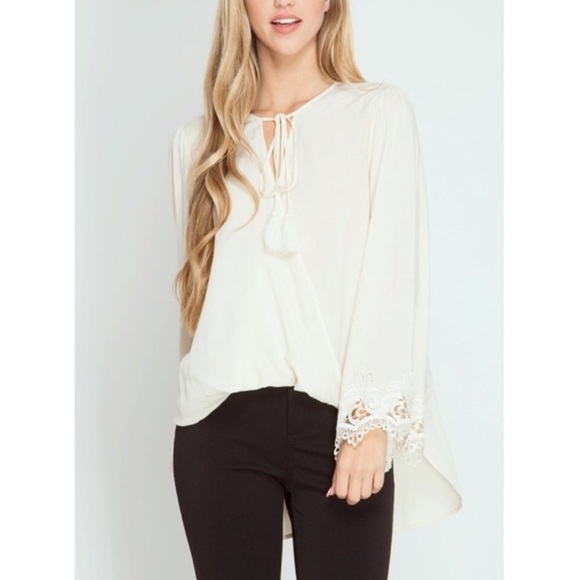 💐NWT Pretty Yellow Surplus Long Sleeve Blouse! - Picture 4 of 4