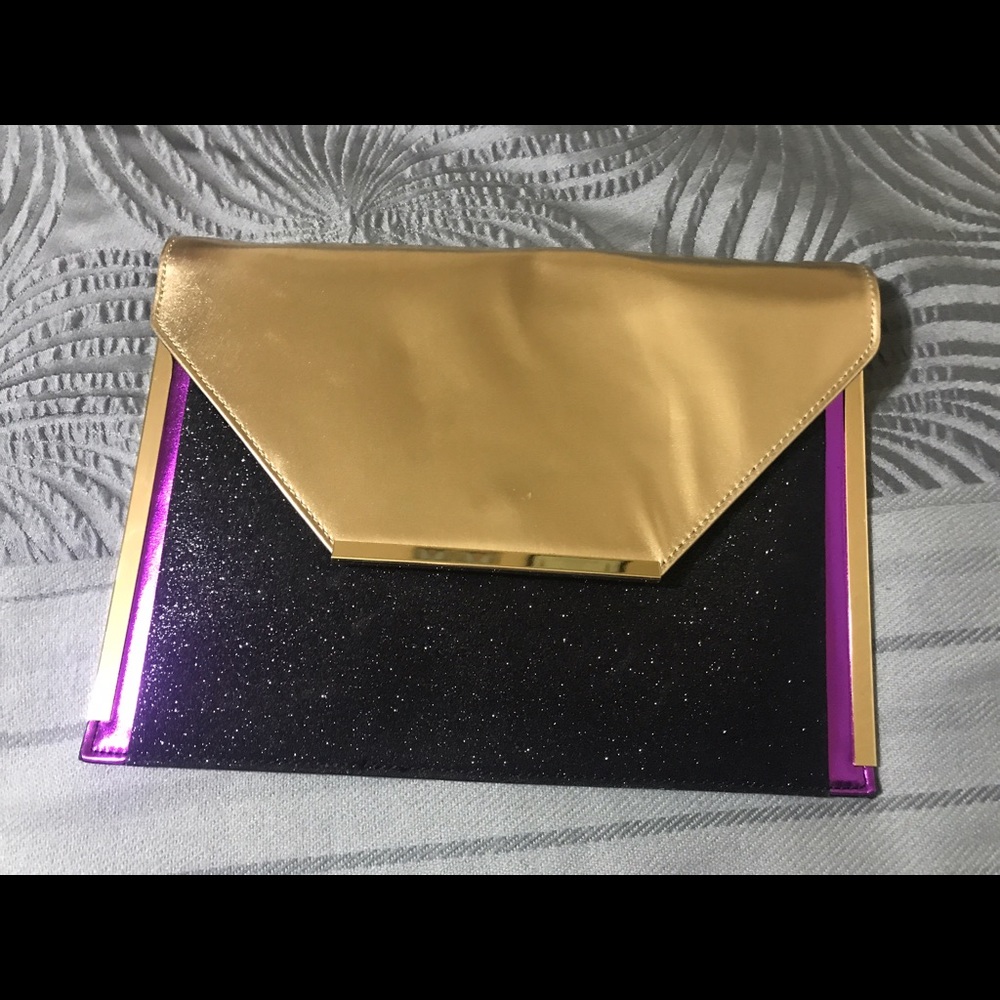 Aldo clutch