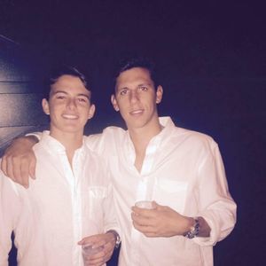 Meet your Posher, Chris