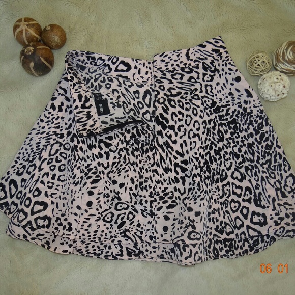 Asos Pink Animal Print Skirt - Picture 3 of 6