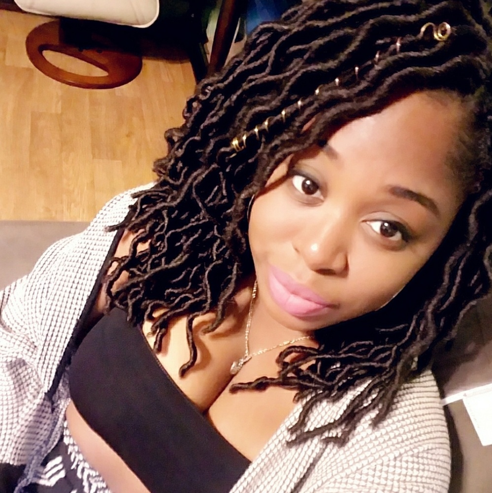 Meet your Posher, Tiffany