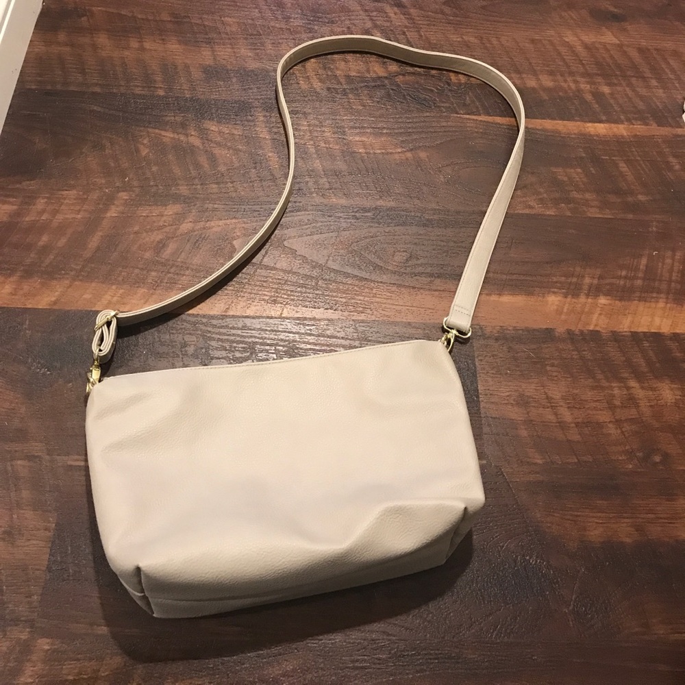 🎉Sale Steve Madden crossbody bag.NWOT