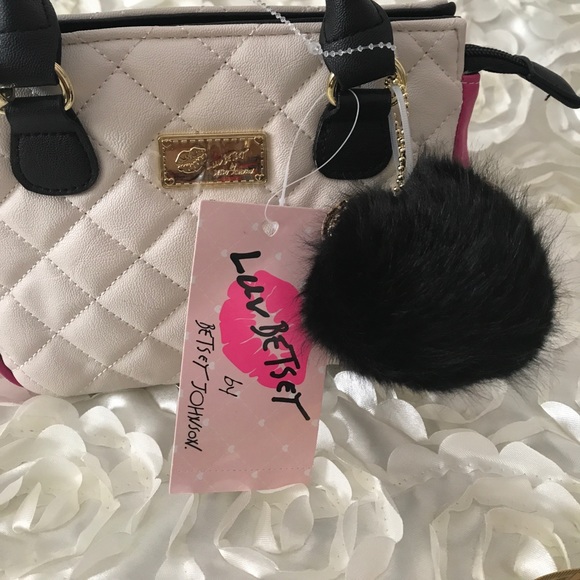 Betsey Johnson quilted mini crossbody bag - Picture 7 of 7