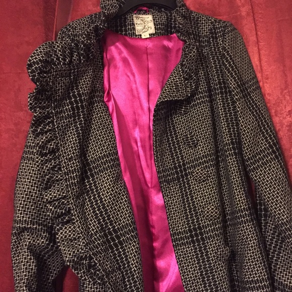 Grey and black trench coat, size large - Picture 2 of 4
