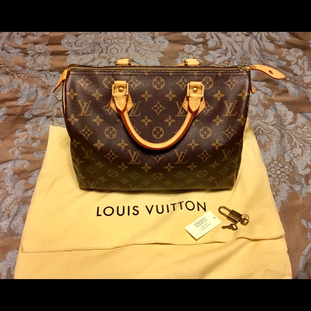 Louis Vuitton Speedy 30
