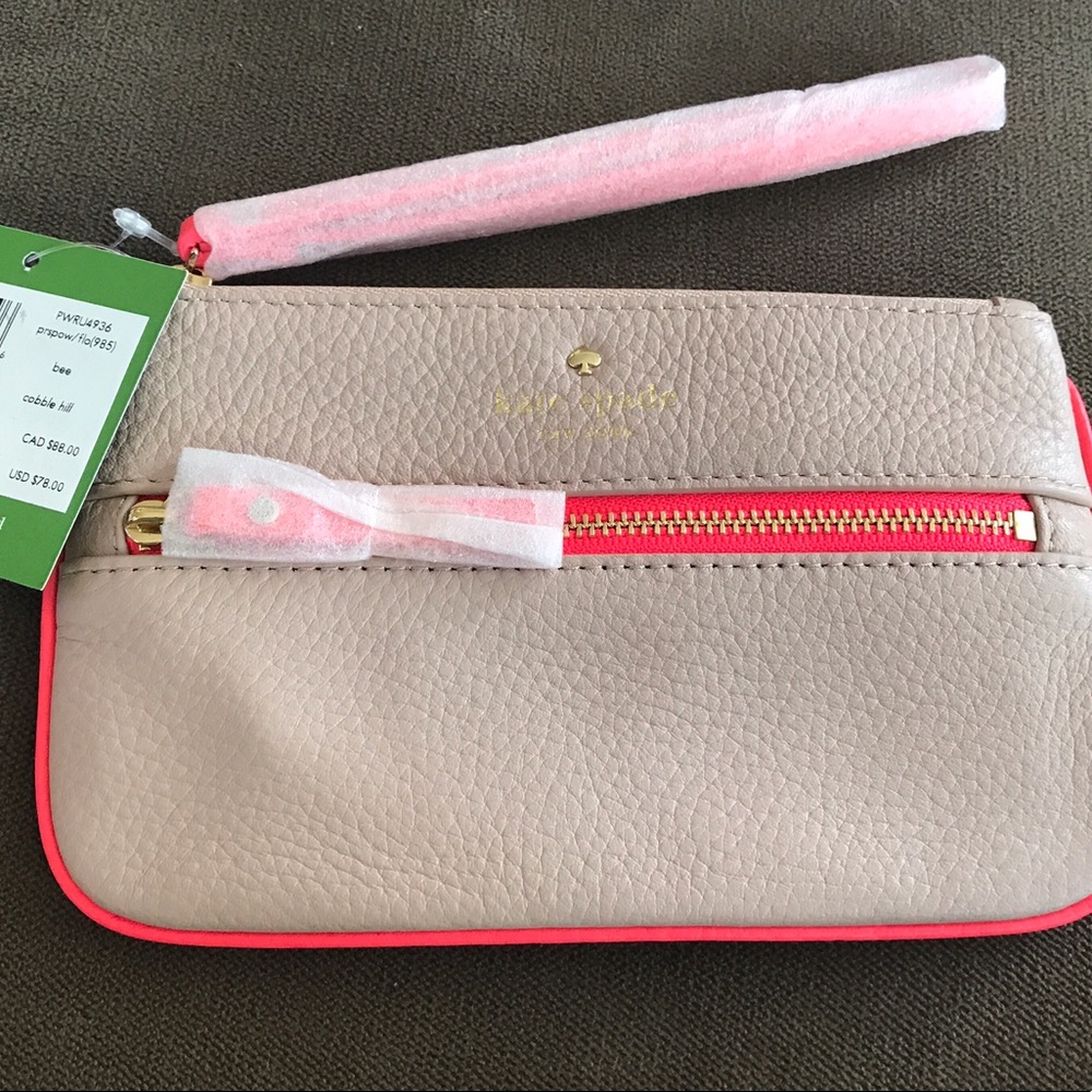 Kate Spade ♠️ wristlet