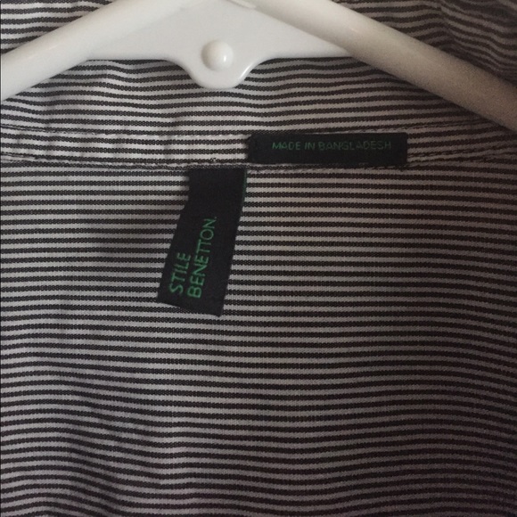 Colors of Benetton navy striped tapered button up - Picture 4 of 4