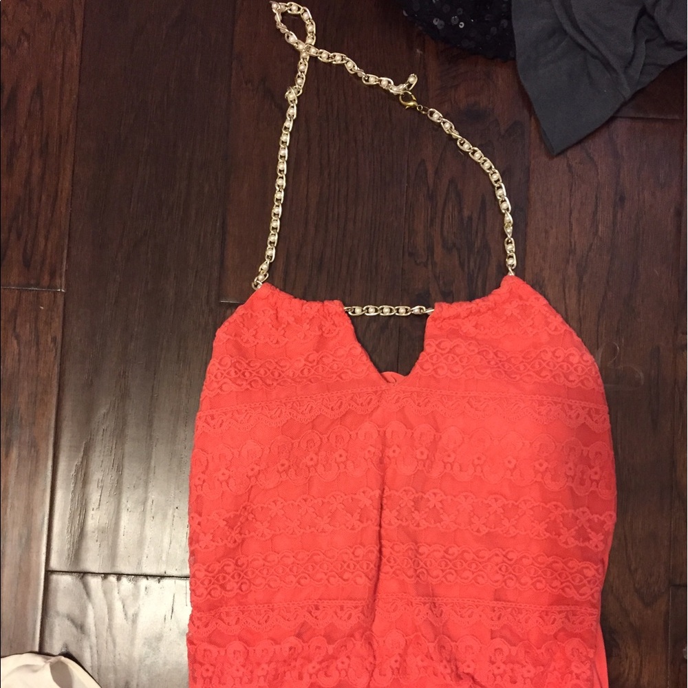 Necklace tank top