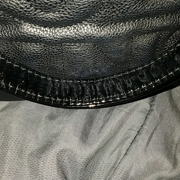 Betsey Johnson Hangbag - Picture 3 of 7