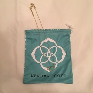Kendra Scott arrow head necklace