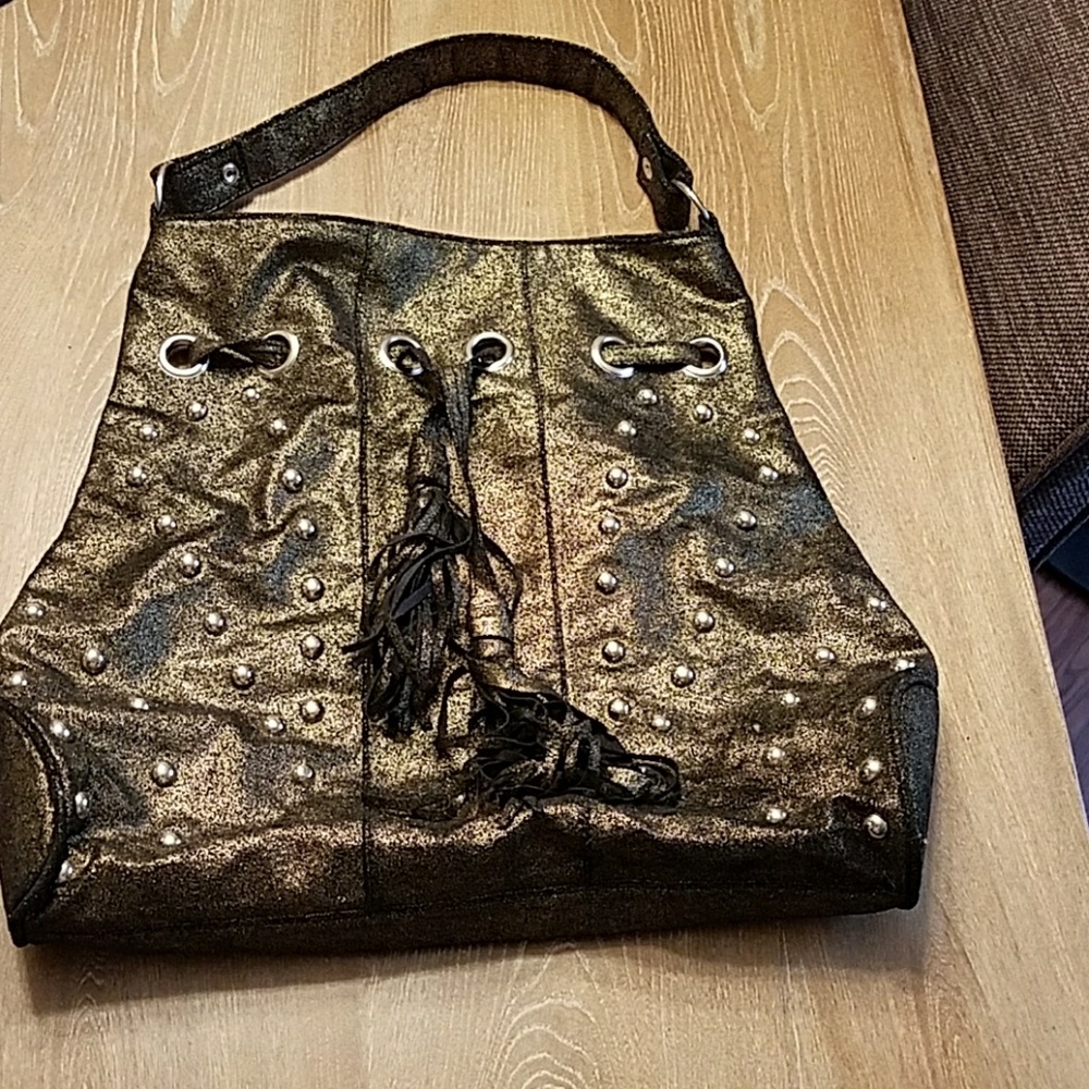 NWOT Black and gold Large shoulder purse.