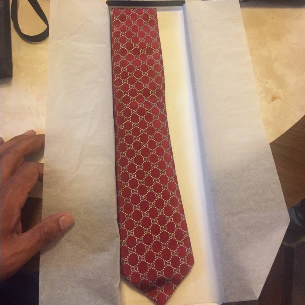 GUCCI TIE