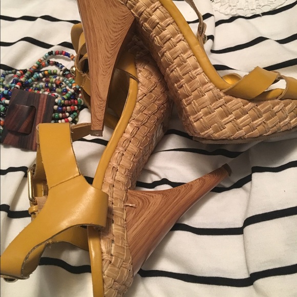Bakers Shoes Size 7 Platforms High Heels Yellow Sandals Poshmark