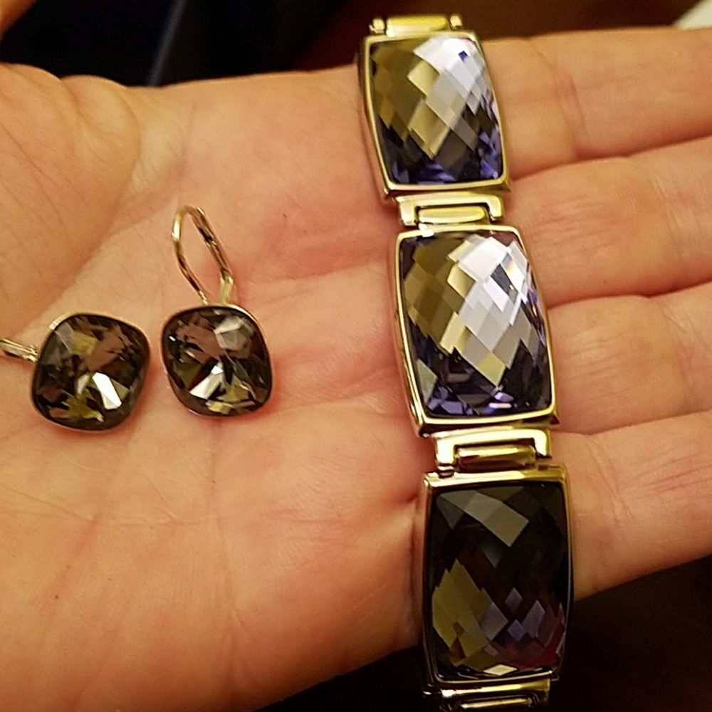 Braclet and earings