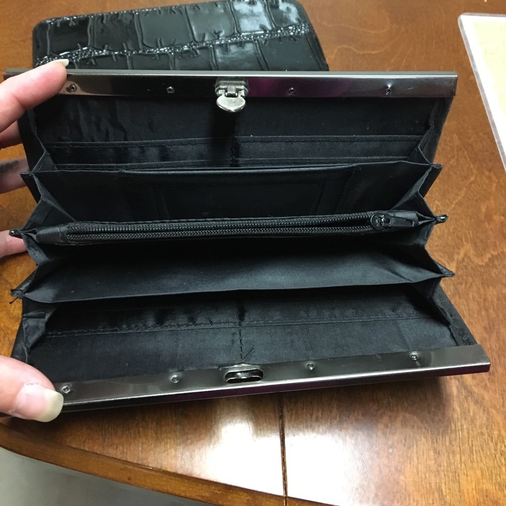 Wallets - Picture 2 of 2