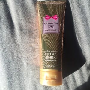 Bath & Body Works, Ultra Shea, Body Cream - NEW