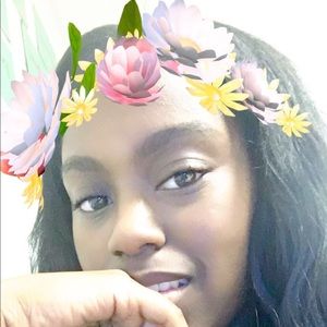 Meet your Posher, Kendra