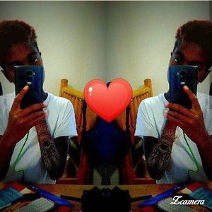 Meet your Posher, Louis