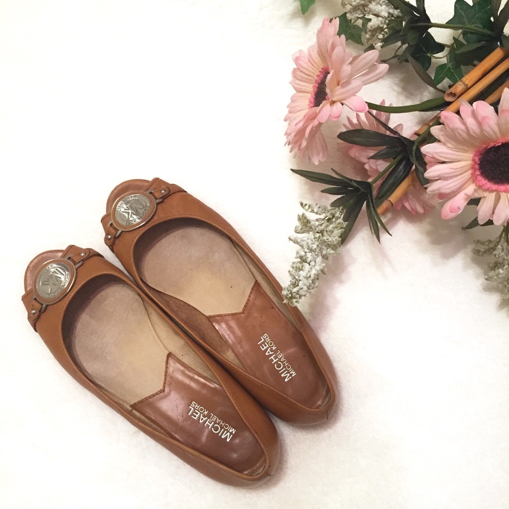 Michael Kors Peep-Toe Brown Leather Flats
