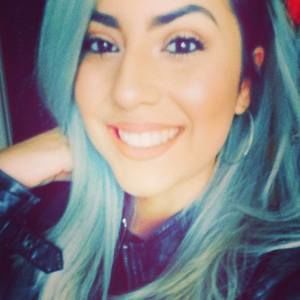 Meet your Posher, Zayra