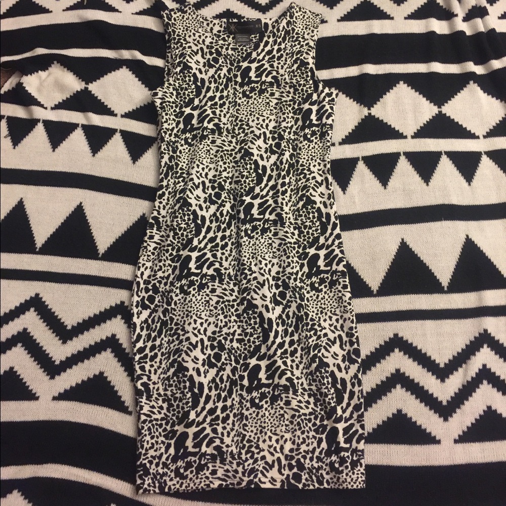 Kardashian kollection just below the knees dress