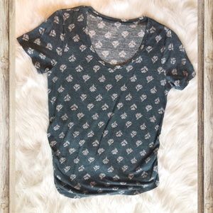 Old Navy Relaxed Fit Maternity Tee Sz Large
