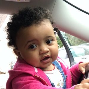 Meet your Posher, Danielle