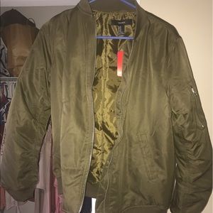Sleek Olive Green Bomber Jacket