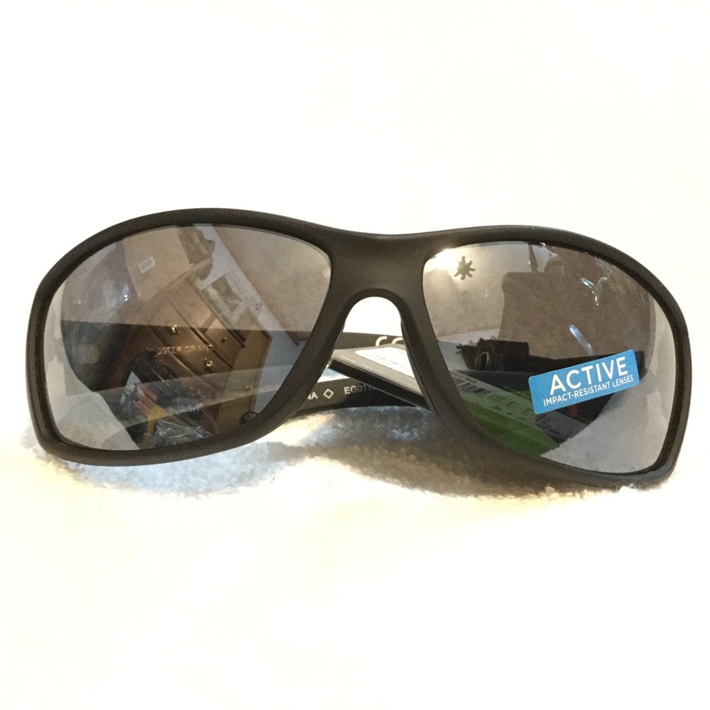 Men's active impact-resistant sunglasses