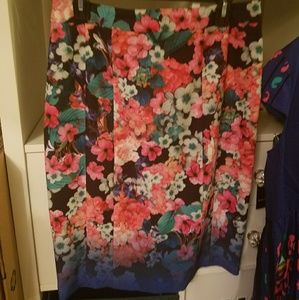 Nanette Lepore surfs up skirt