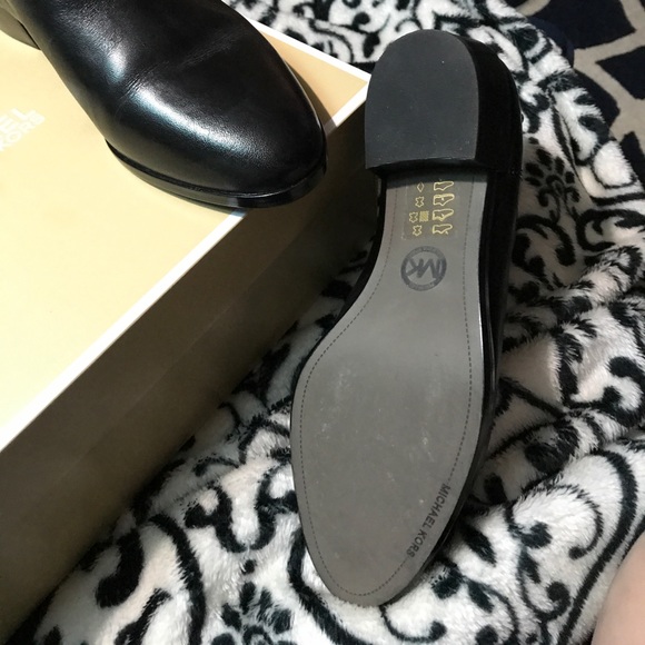 Michael Kors booties - Picture 5 of 8