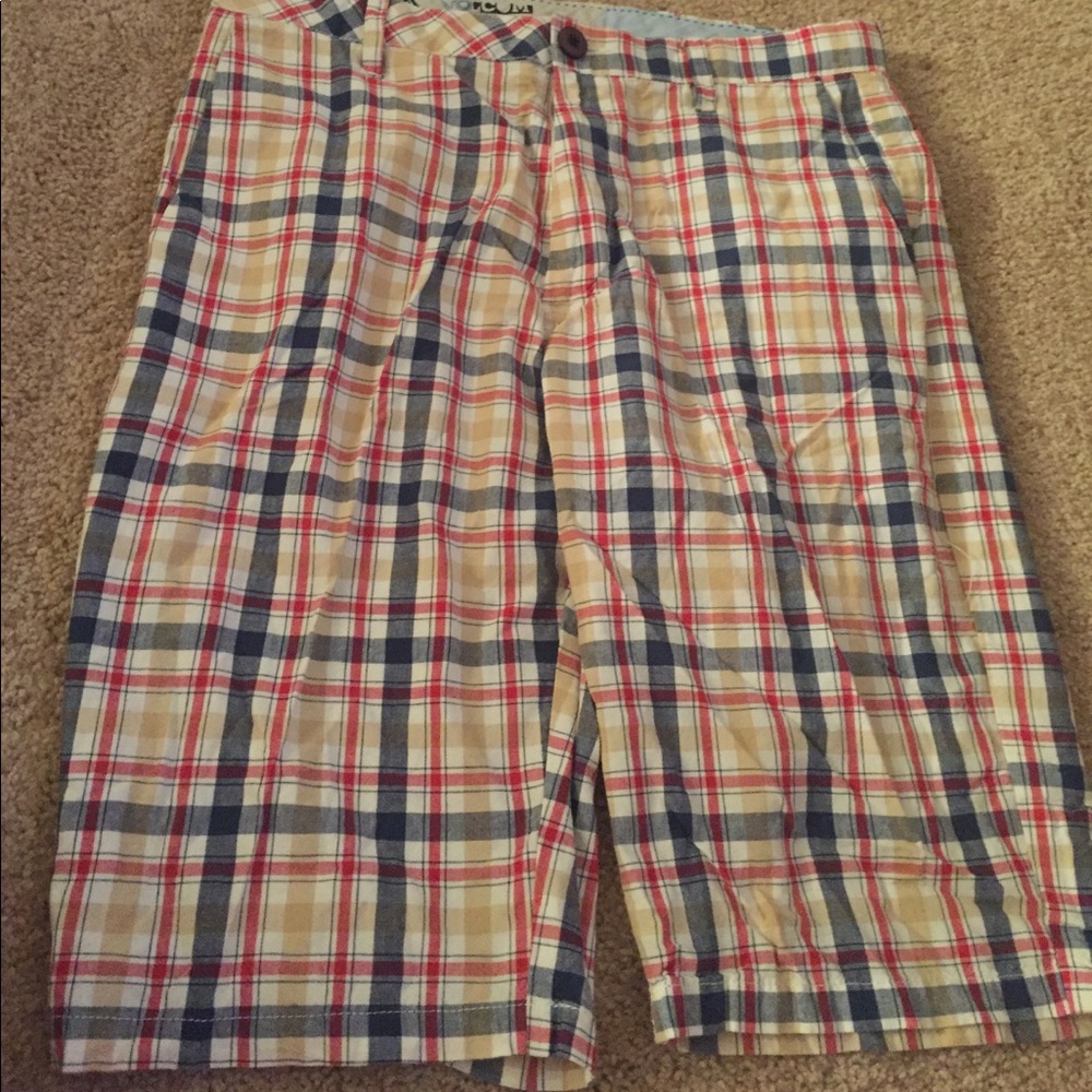Volcom shorts