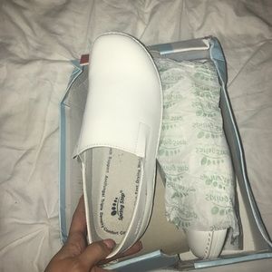 Spring step no -slip shoes NURSING