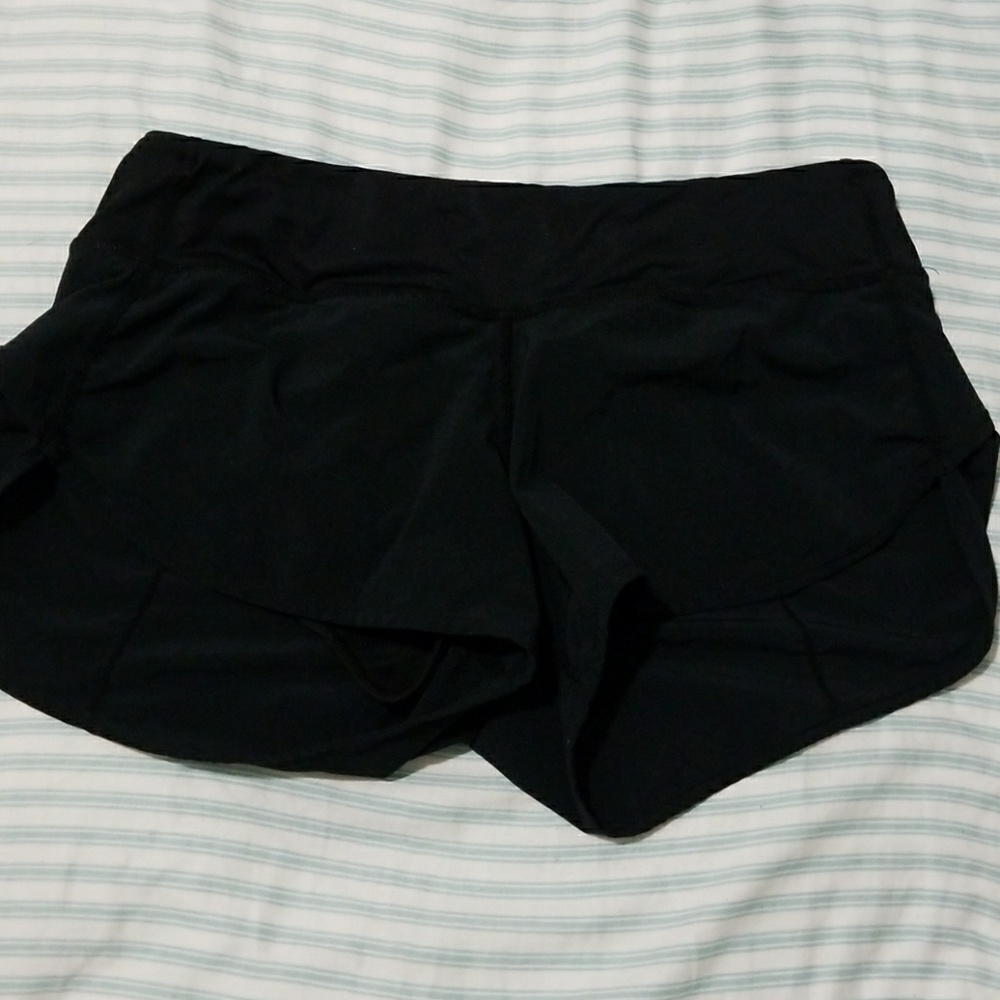 Lululemon speed shorts size 4
