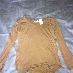 Brown v-neck long sleeve