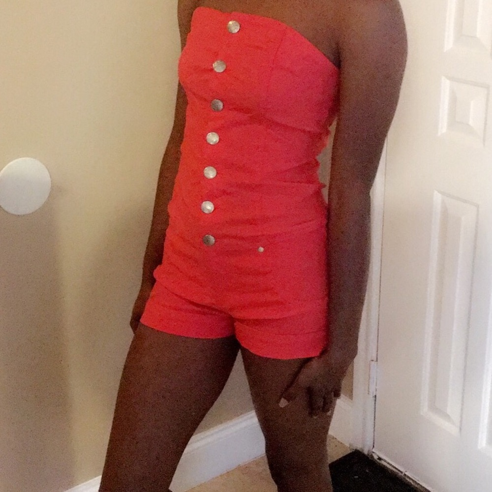 Romper - Picture 3 of 4