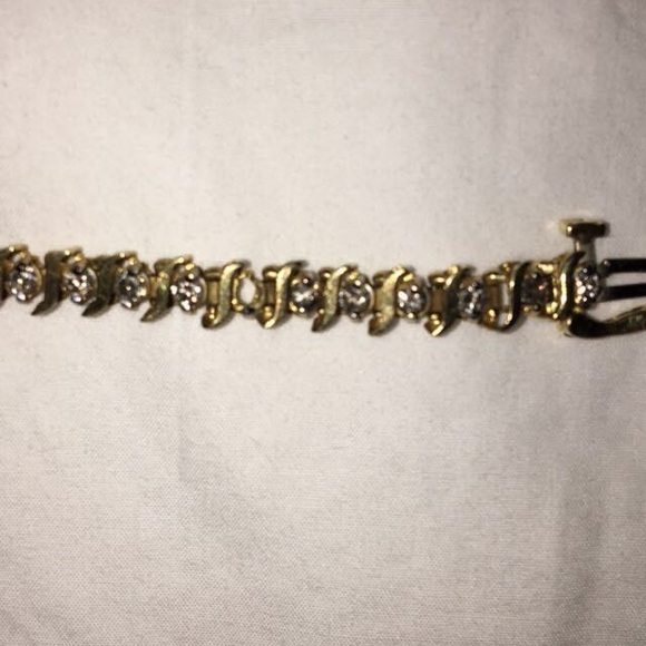 2 CT diamond tennis bracelet in 10k yellow gold - Picture 4 of 4