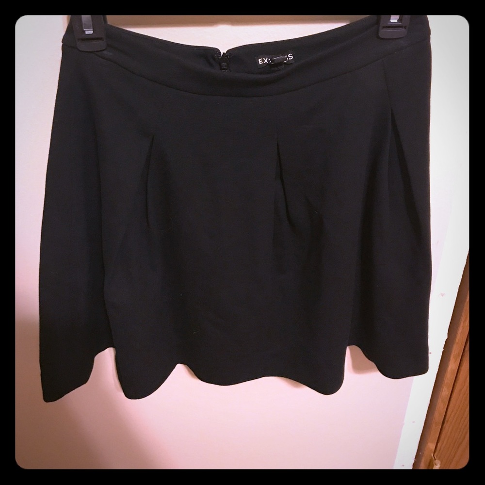 Black skirt