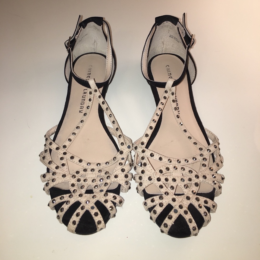 Chinese Laundry Flats