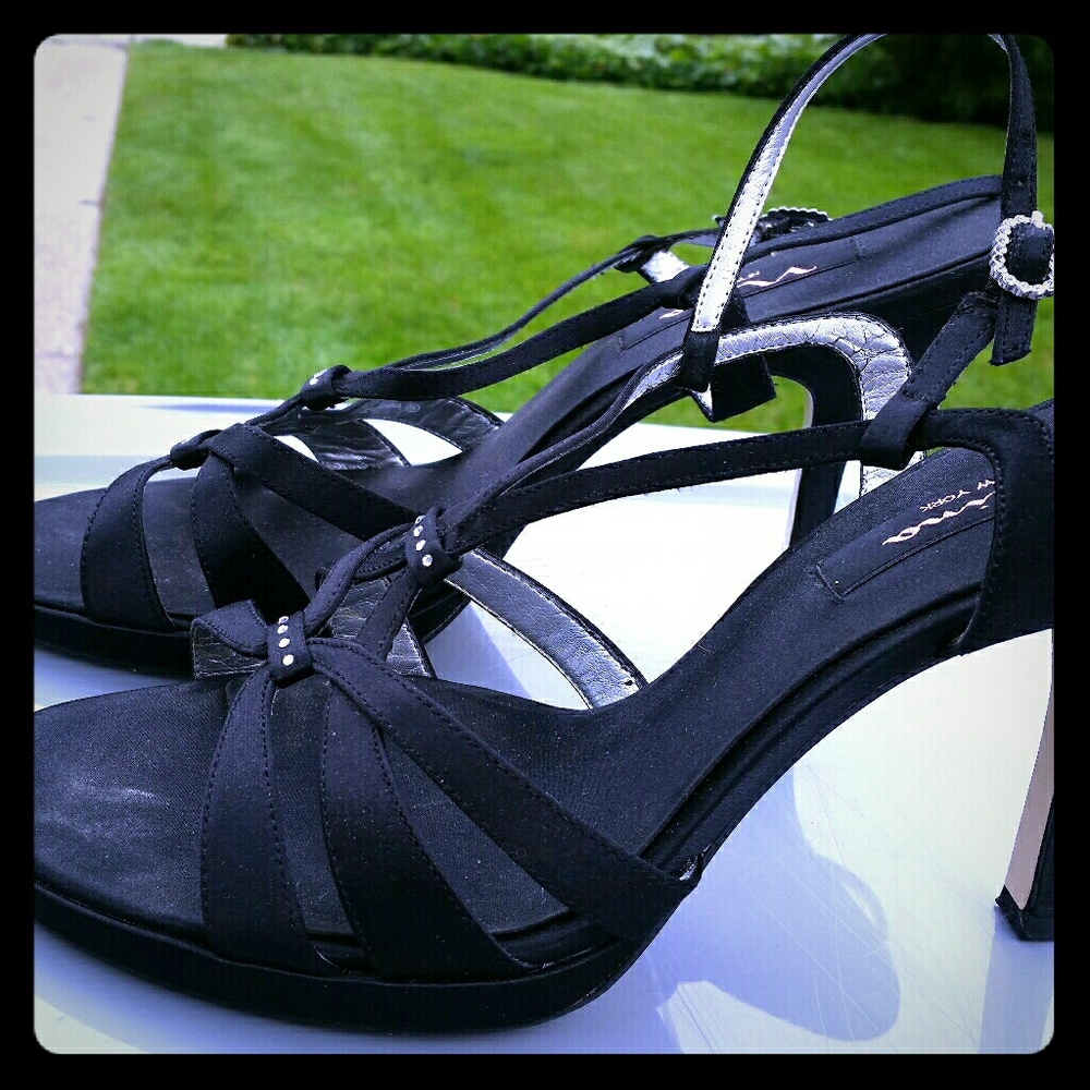 Nina dress shoes