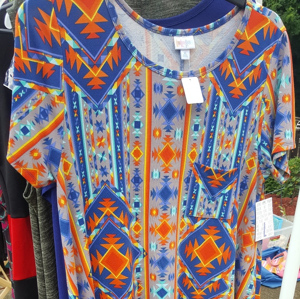 LuLaRoe Carly
