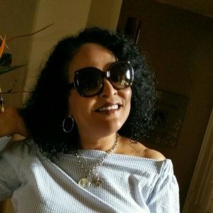 Meet your Posher, Lasandra