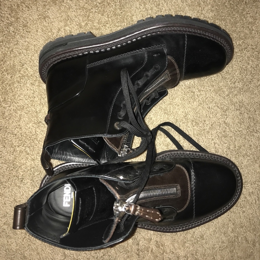FENDI MENS BOOTS(MUST GO)