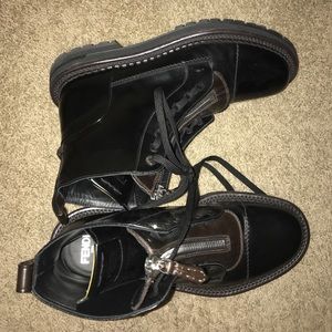 FENDI MENS BOOTS(MUST GO)