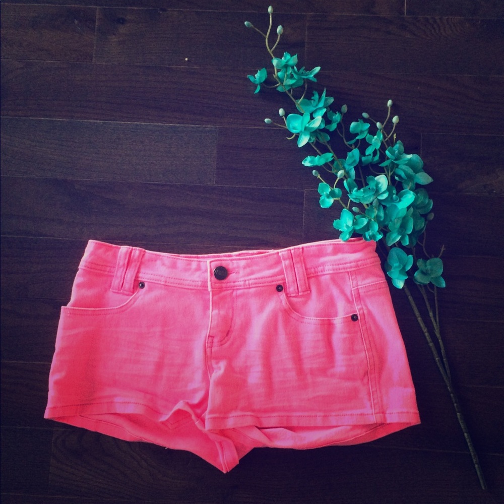 Pink Shorts 🔥discounted shipping🔥