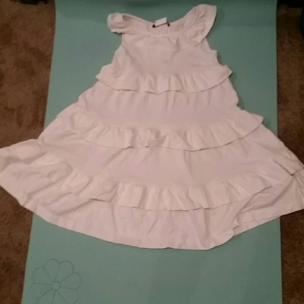 Flowing white fountain dress