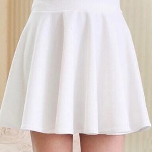 Coco Mari White Skirt