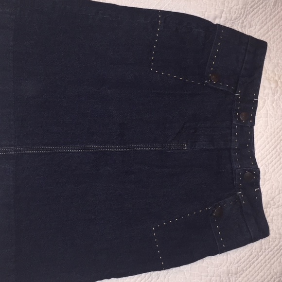 Tommy Hilfiger denim jean skirt - Picture 2 of 4