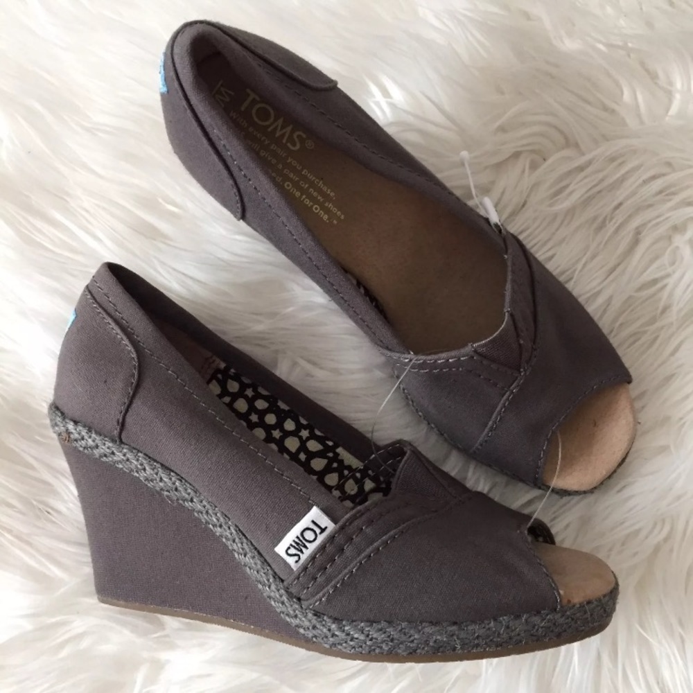 TOMS Calypso Peep Toe Wedges NEW!